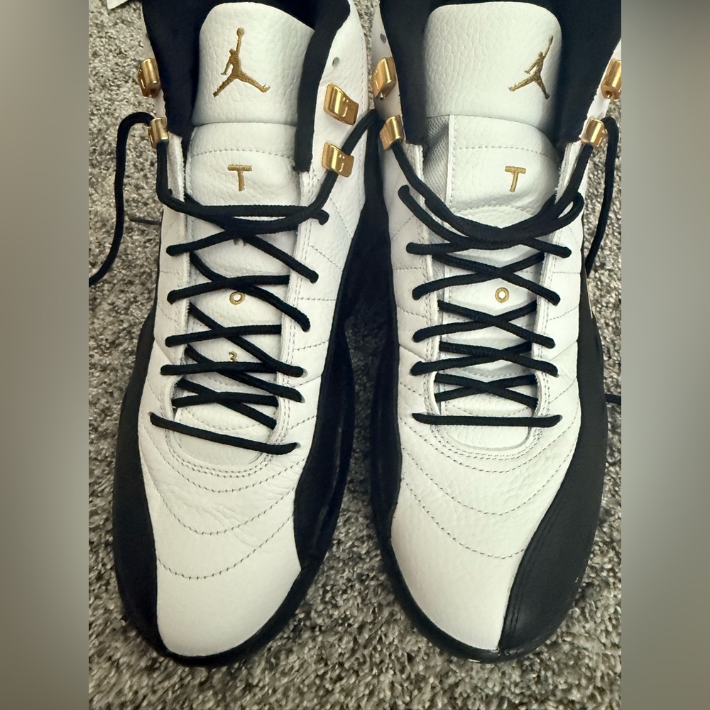 Jordan Retro 23 Men's White and Black Leather Sneakers